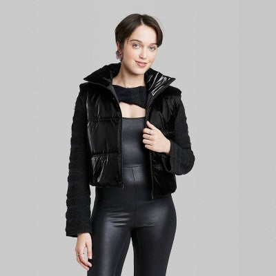  Women's Iridescent Cropped Puffer Vest - Wild Fable™ Black