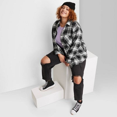  Women's Oversized Button-Down Flannel Shirt - Wild Fable™ Plaid