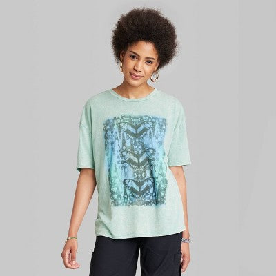  Women's Elbow Sleeve Oversized Graphic T-Shirt - Wild Fable™