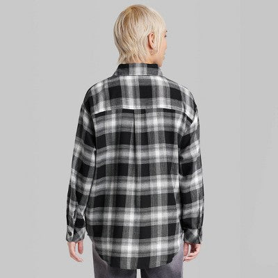  Women's Oversized Button-Down Flannel Shirt - Wild Fable™ Plaid