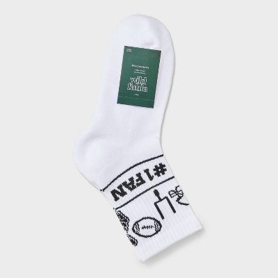  Women's Game Day "#1 Fan" Ribbed Cushioned Mid Crew Socks - Wild Fable™ White/Black 4-10